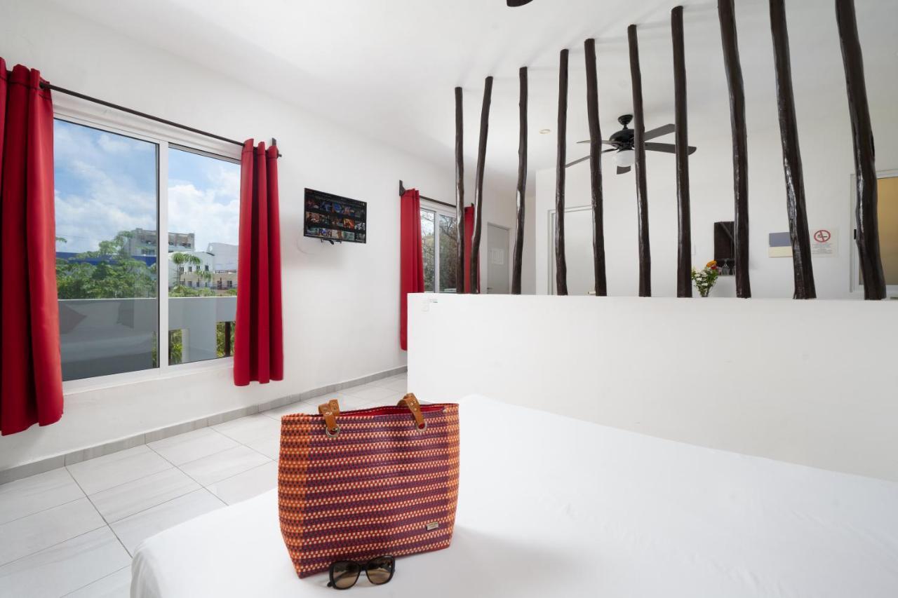 Suite 24 Aparthotel By Xperience Hotels Плая дел Кармен Екстериор снимка